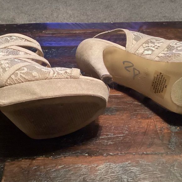 Nine West Beige Strappy Heels - Picture 3 of 3